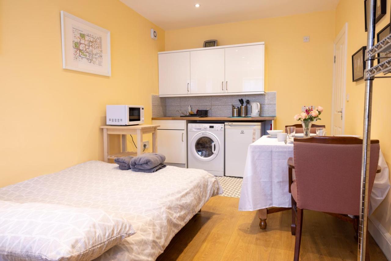 London Vegetarian Smoke & Pet Free En-Suite With Ev Parking Edgware Exterior photo